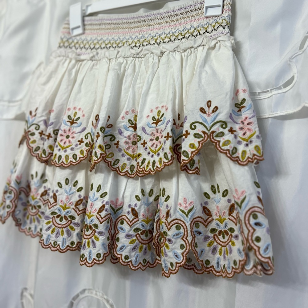 Love the Label Embroidered Tiered Mini Skirt Boho Cotton Scallop Hem Size Small - Picture 3 of 10